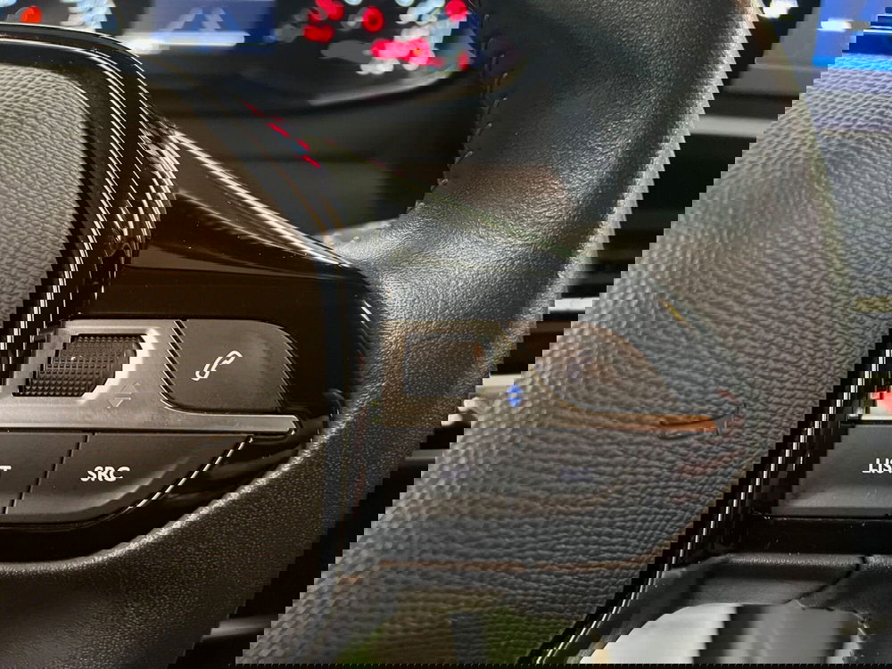 Peugeot 2008 usata a Bari (20)