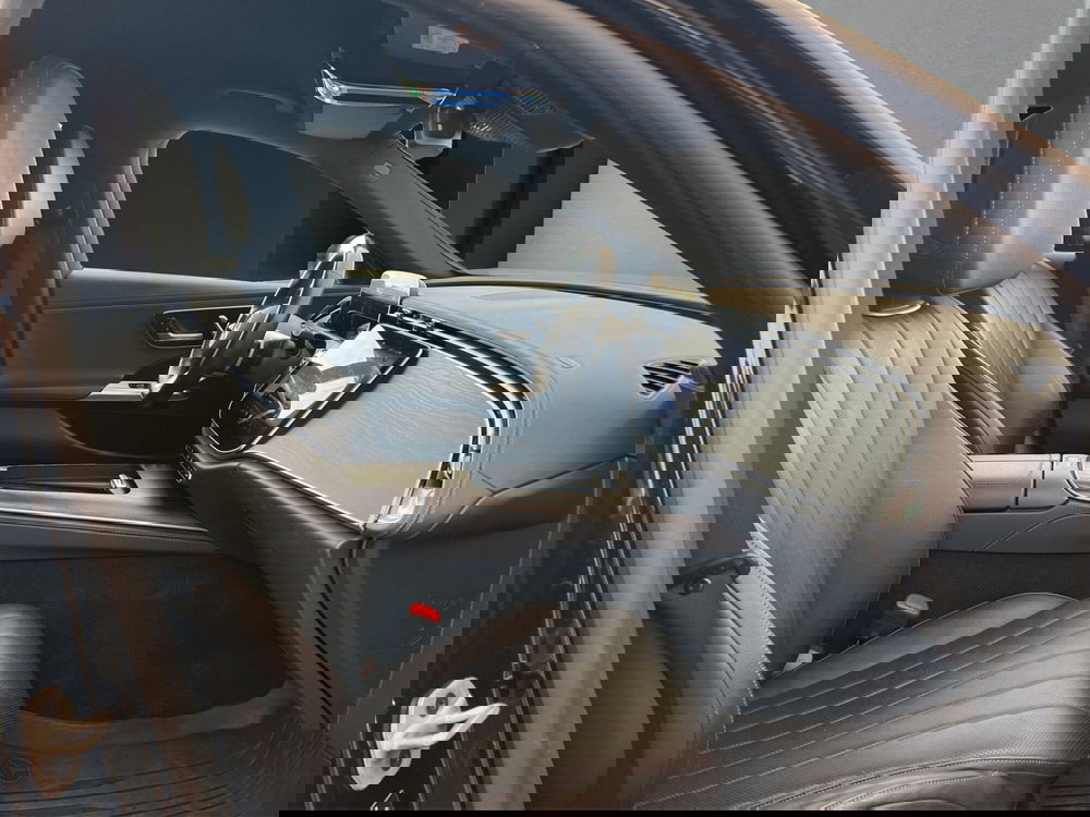 Mercedes-Benz Classe E usata a Cosenza (18)