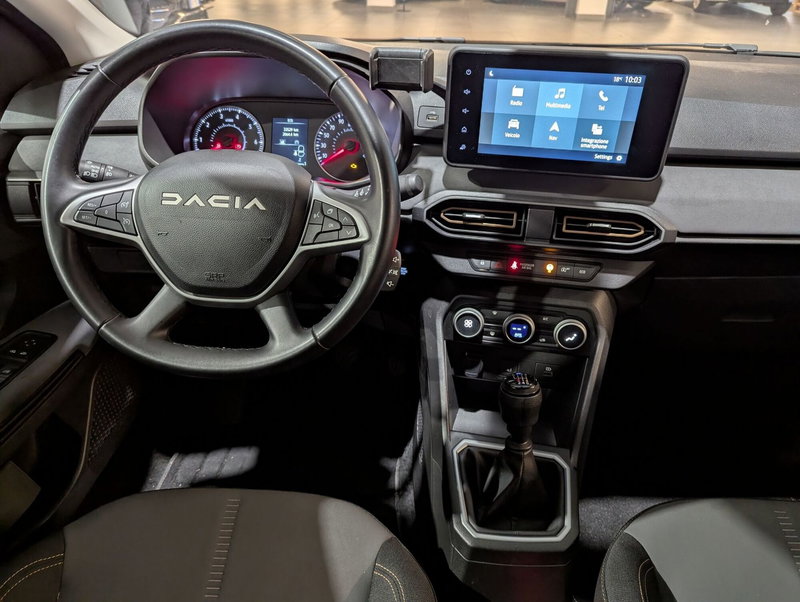 Dacia Jogger usata a Trento (11)