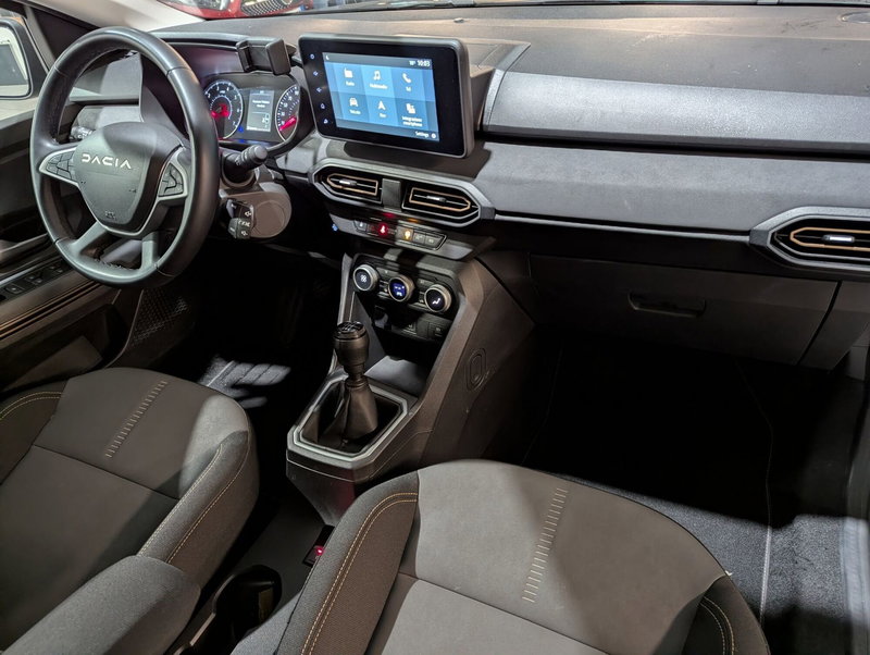 Dacia Jogger usata a Trento (9)