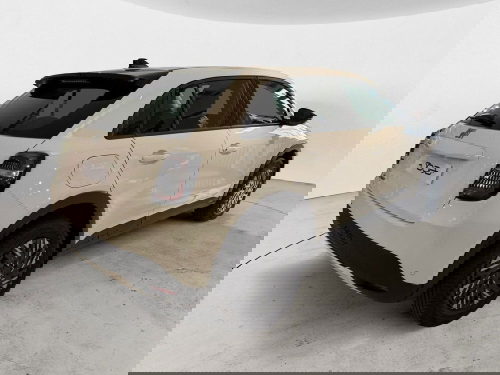 Fiat 600 nuova a Milano (3)