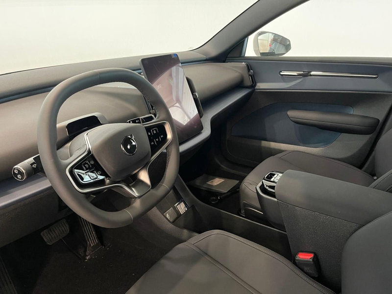 Volvo EX30 nuova a Como (8)