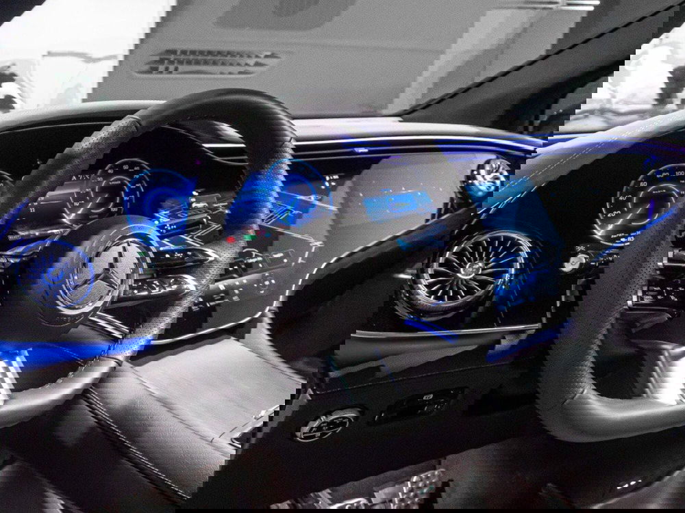 Mercedes-Benz EQE SUV nuova a Ancona (13)