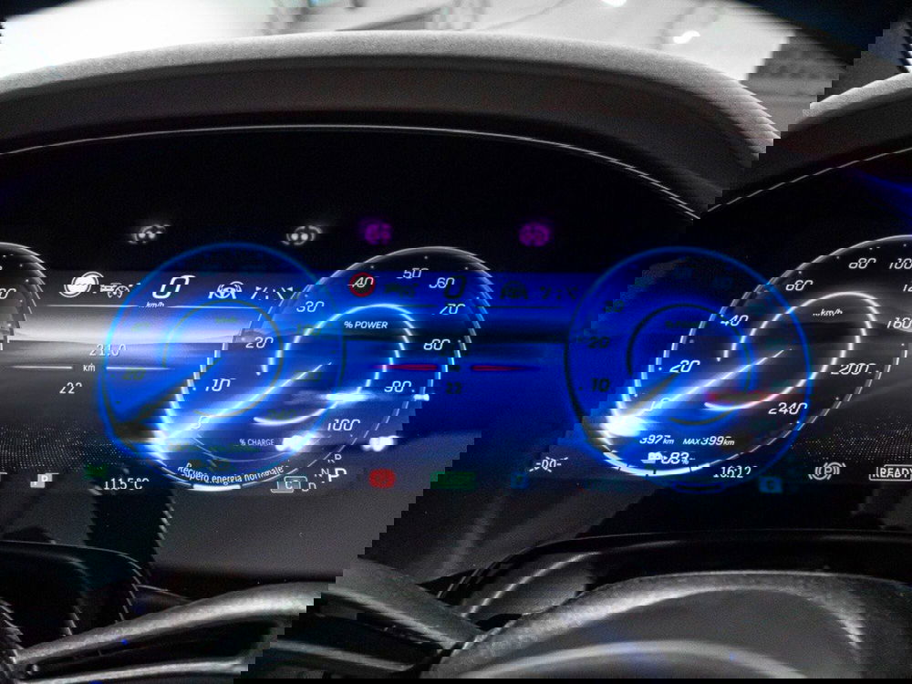 Mercedes-Benz EQE SUV nuova a Ancona (16)