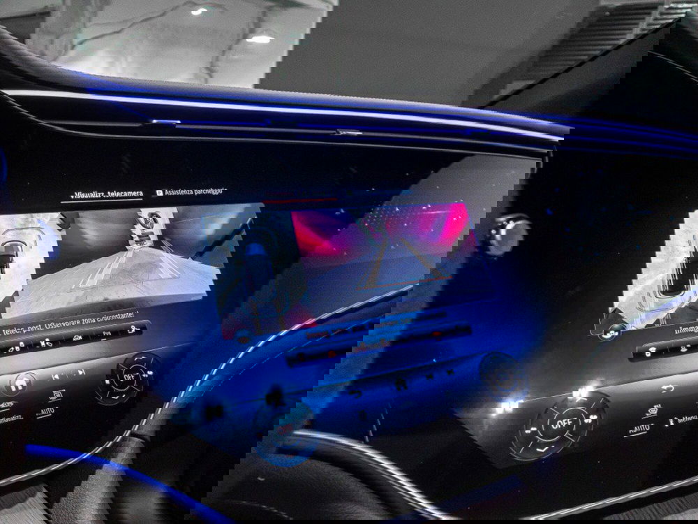 Mercedes-Benz EQE SUV nuova a Ancona (17)