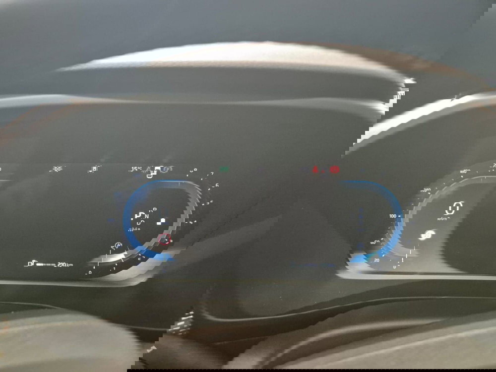 Volvo XC40 nuova a Como (8)