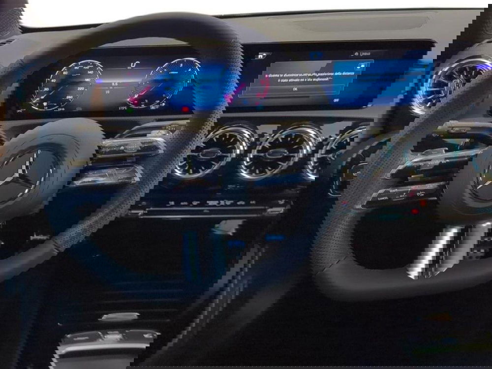 Mercedes-Benz Classe A Sedan nuova a Rimini (11)