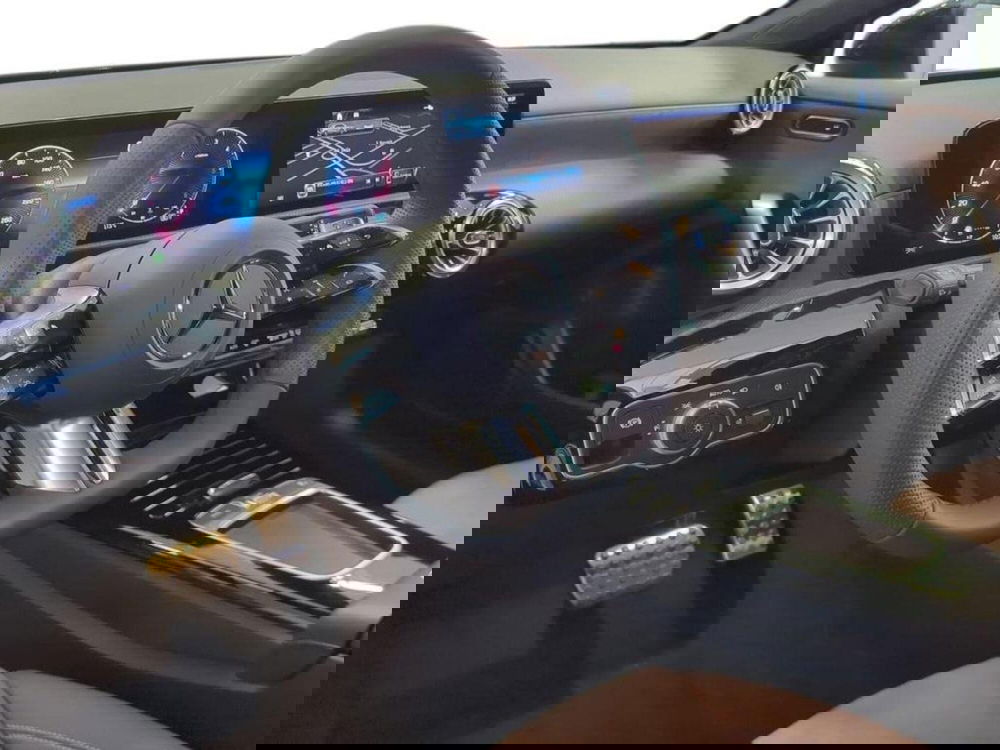 Mercedes-Benz Classe A Sedan nuova a Rimini (16)