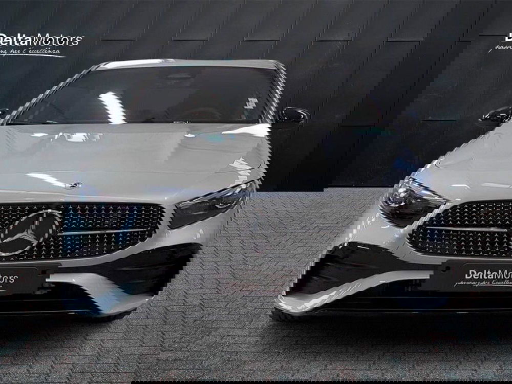 Mercedes-Benz Classe A Sedan nuova a Rimini (6)