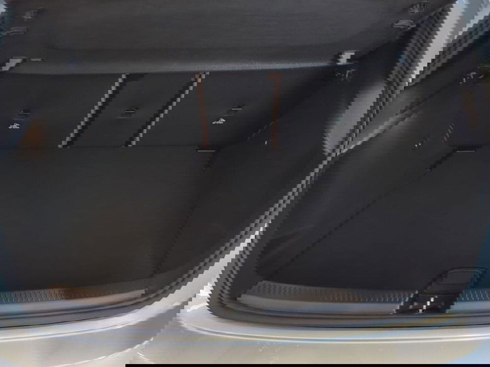 Mercedes-Benz Classe A Sedan nuova a Rimini (7)