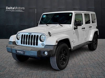Jeep Wrangler Unlimited 2.8 CRD DPF Sahara Auto del 2015 usata a Montecosaro