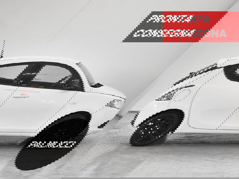 Lancia Ypsilon usata a Prato (3)