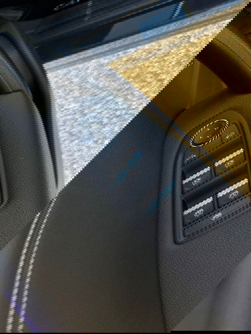 Renault Captur usata a Vercelli (8)