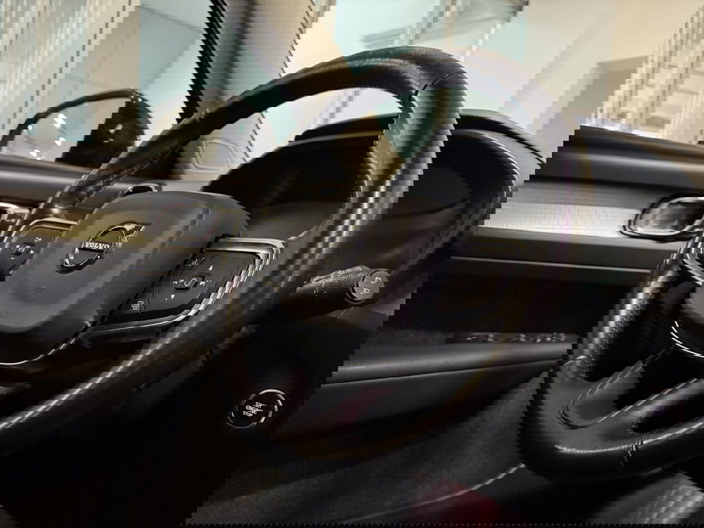 Volvo XC40 usata a Messina (14)