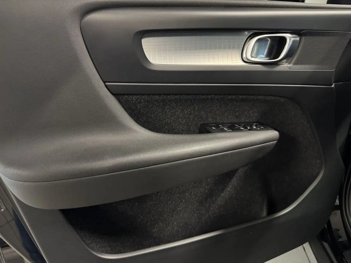 Volvo XC40 usata a Messina (6)