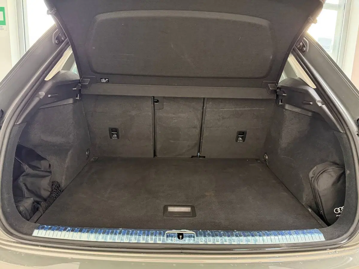 Audi Q3 Sportback usata a Avellino (10)