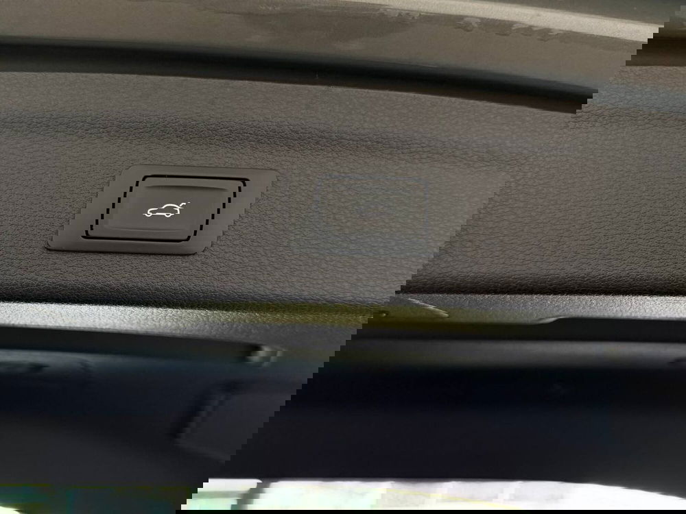 Audi Q3 Sportback usata a Avellino (11)