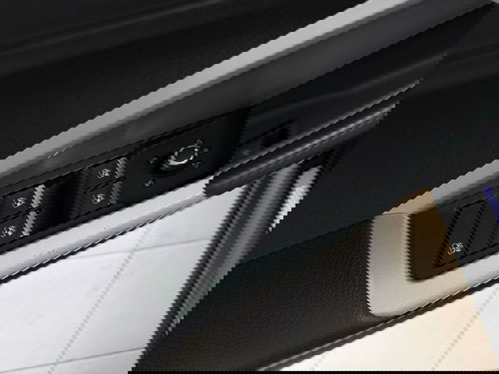 Audi Q3 Sportback usata a Avellino (13)