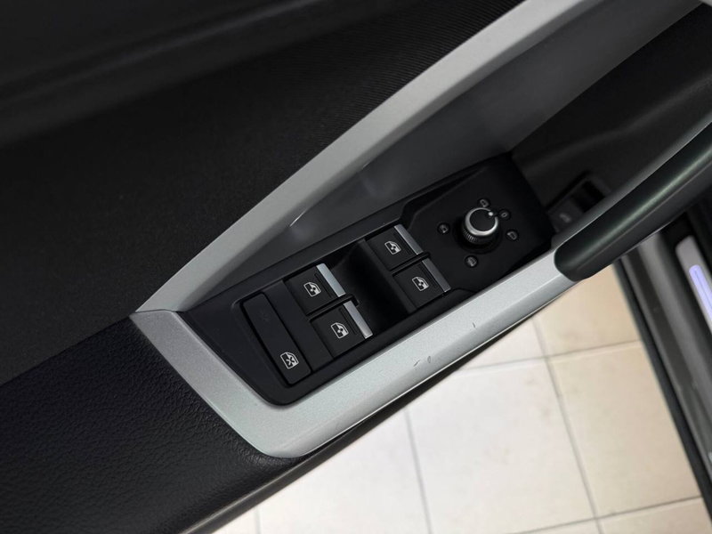 Audi Q3 Sportback usata a Avellino (13)