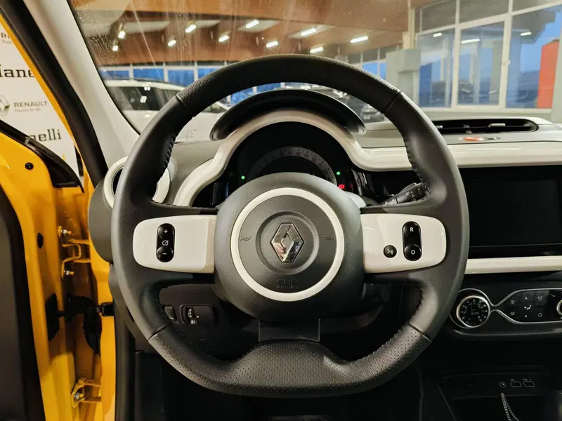 Renault Twingo nuova a Brescia (14)