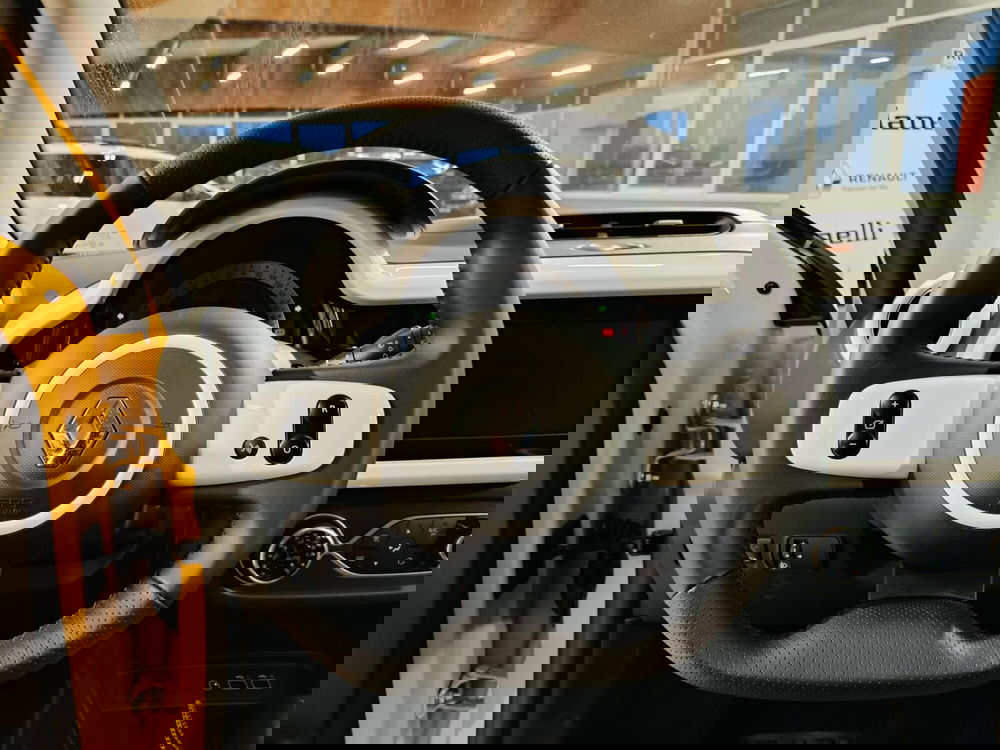 Renault Twingo nuova a Brescia (14)