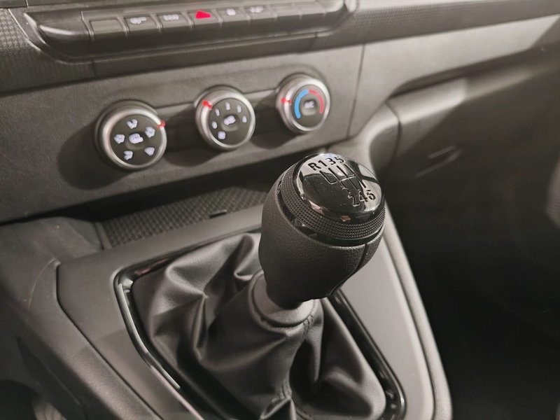 Renault Kangoo Furgone nuova a Brescia (17)