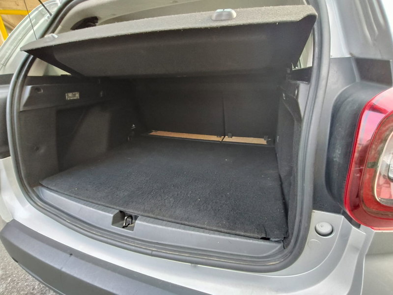 Dacia Duster usata a Brescia (16)