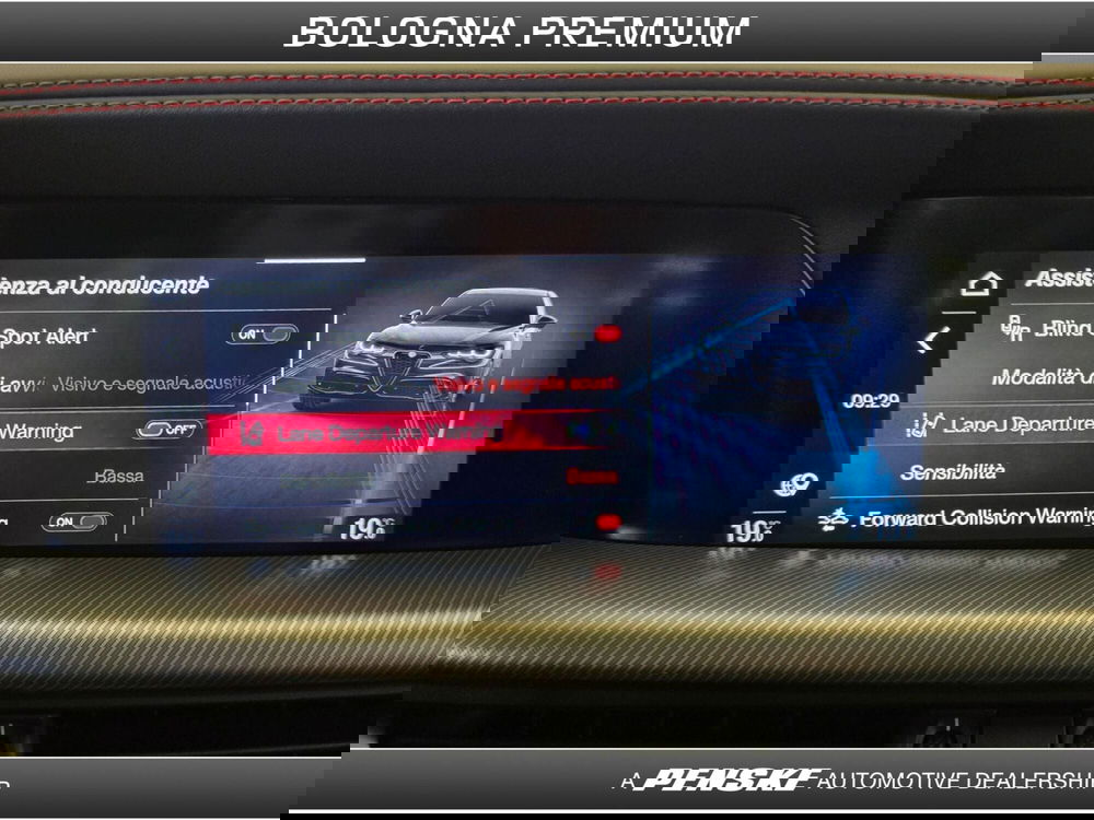 Alfa Romeo Stelvio usata a Bologna (16)