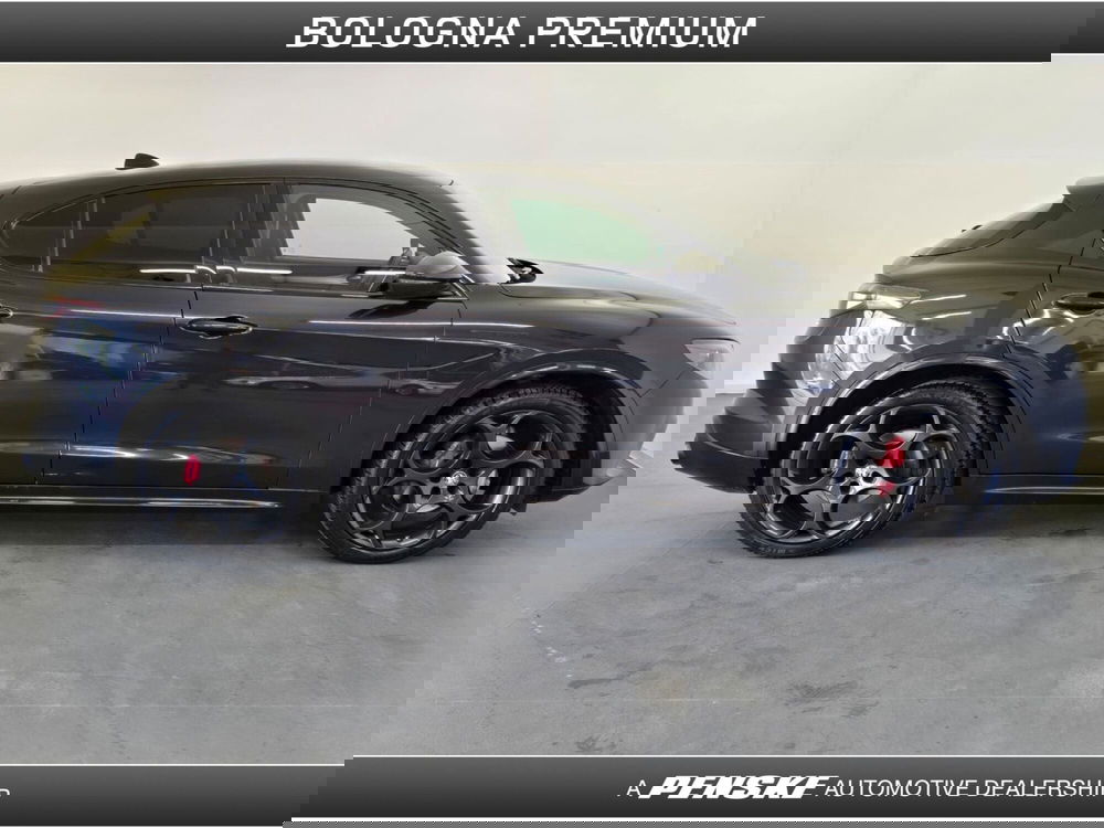 Alfa Romeo Stelvio usata a Bologna (6)