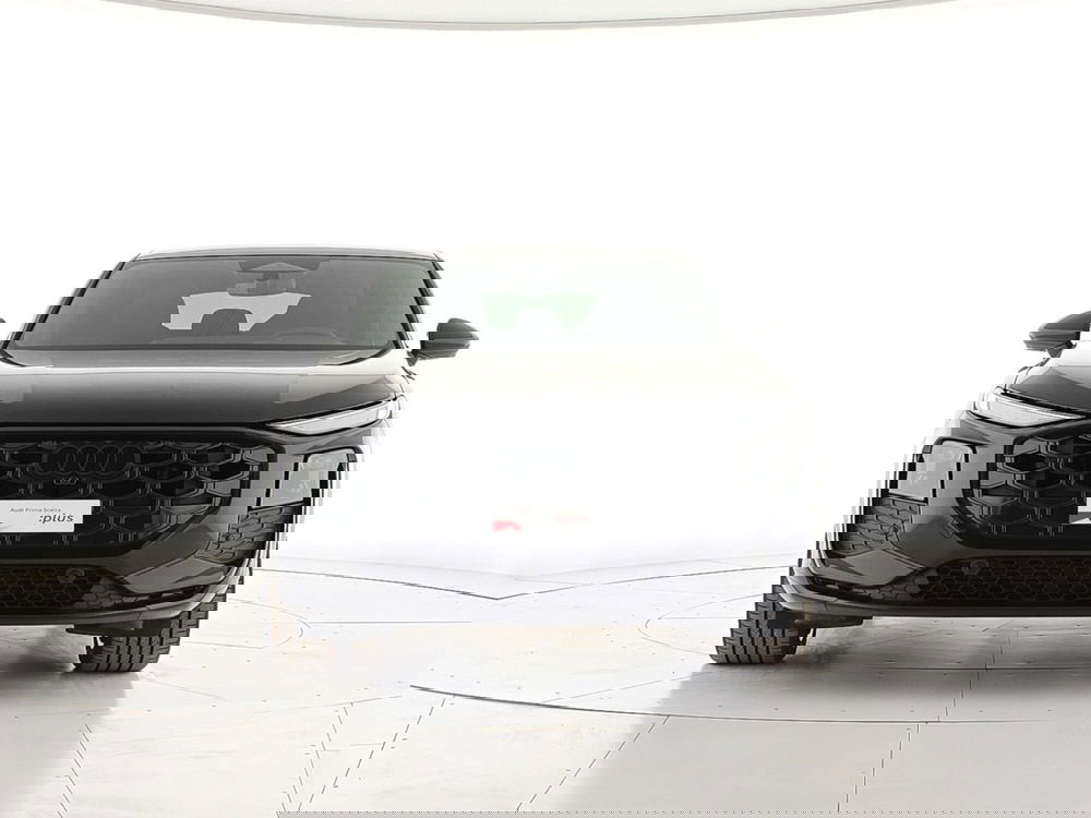 Audi Q3 Sportback nuova a Asti (2)