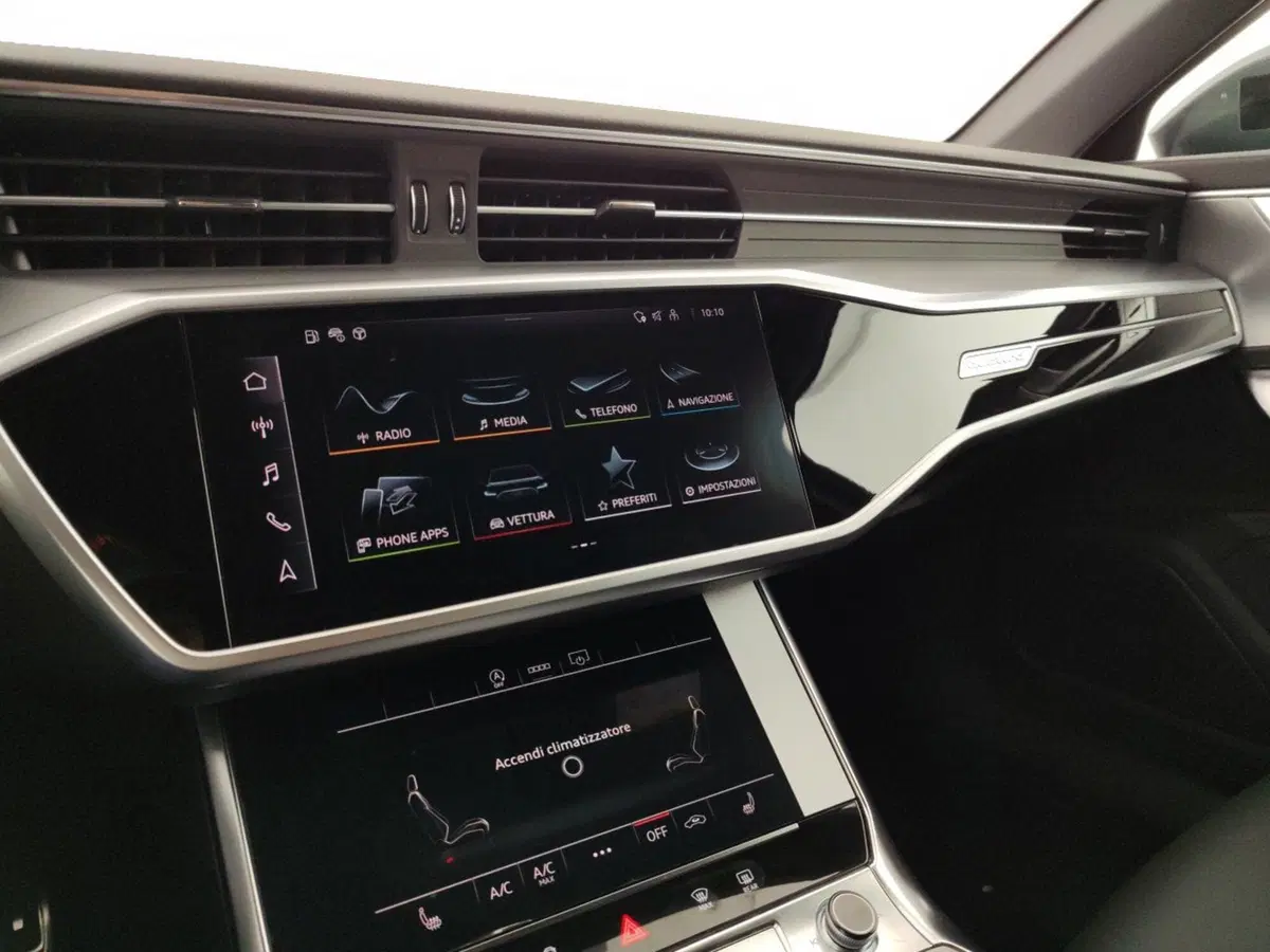 Audi A6 Avant nuova a Massa-Carrara (14)