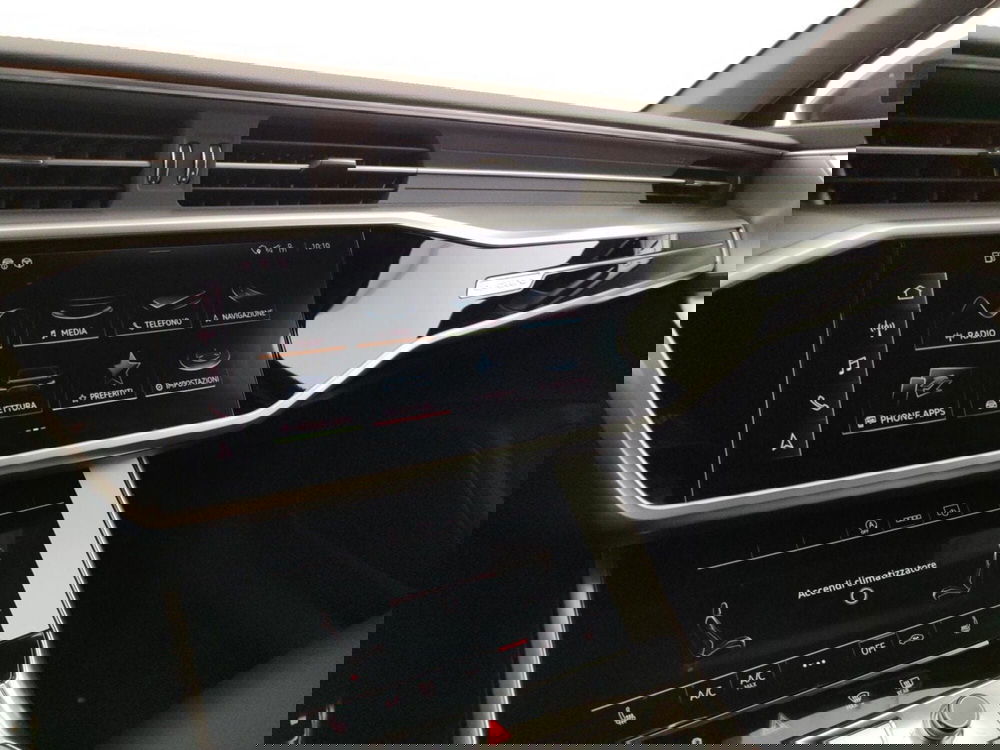 Audi A6 Avant nuova a Massa-Carrara (14)