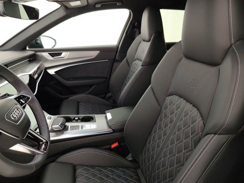 Audi A6 Avant nuova a Massa-Carrara (9)