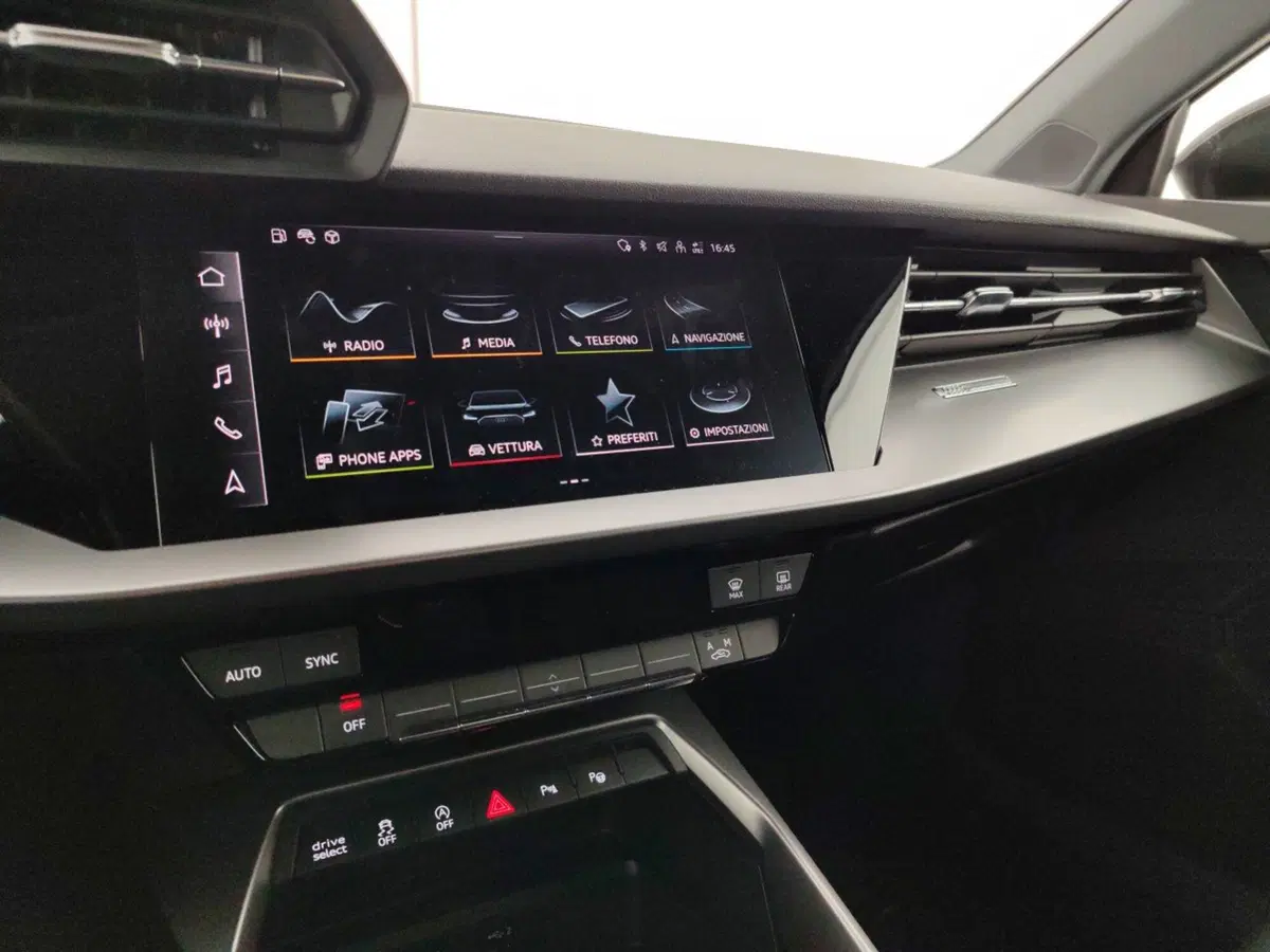 Audi A3 Sedan usata a La Spezia (12)