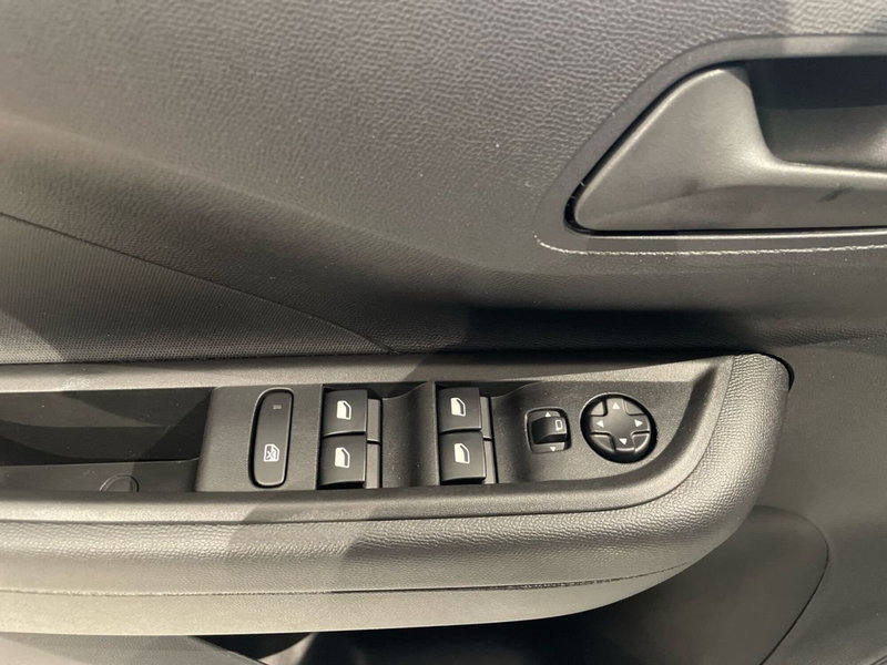 Opel Frontera nuova a Salerno (13)