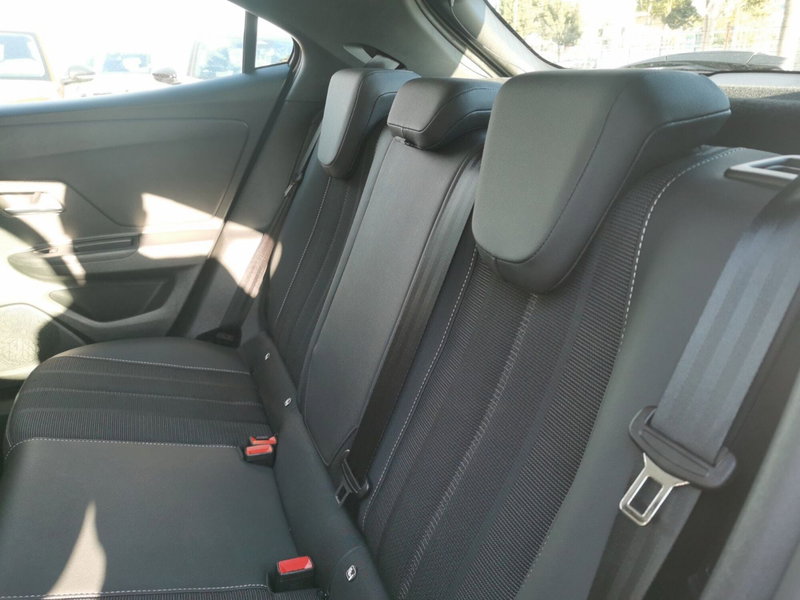 Opel Mokka usata a Taranto (12)