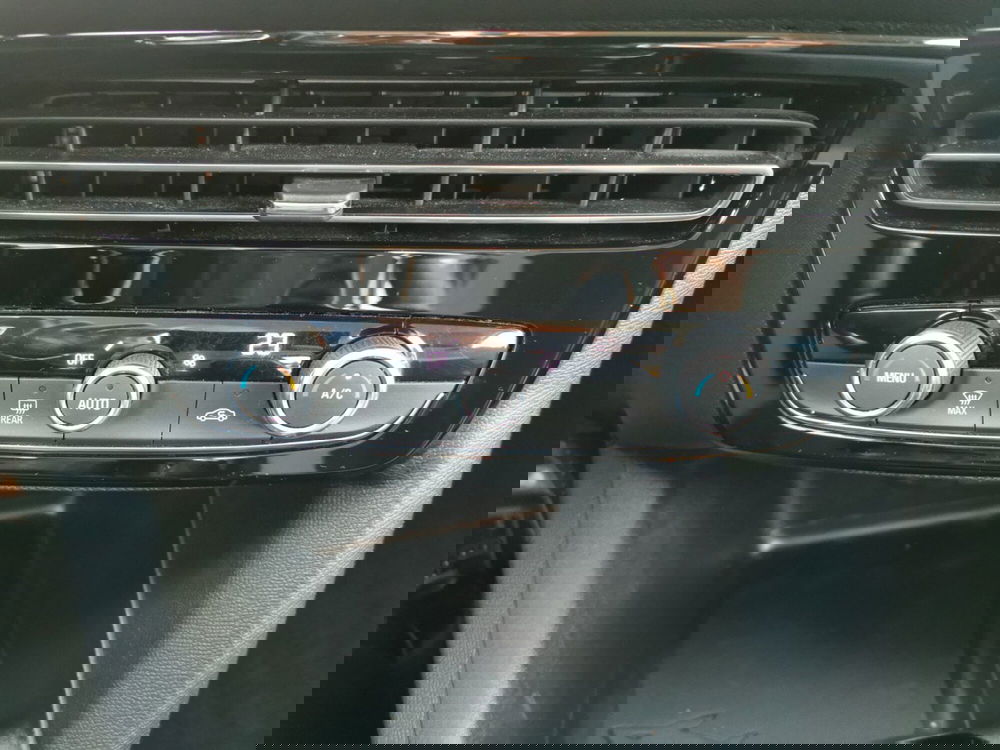 Opel Mokka usata a Taranto (15)