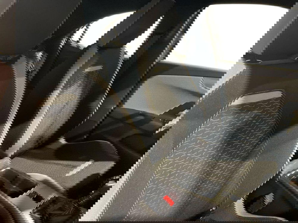 Opel Mokka nuova a Salerno (16)