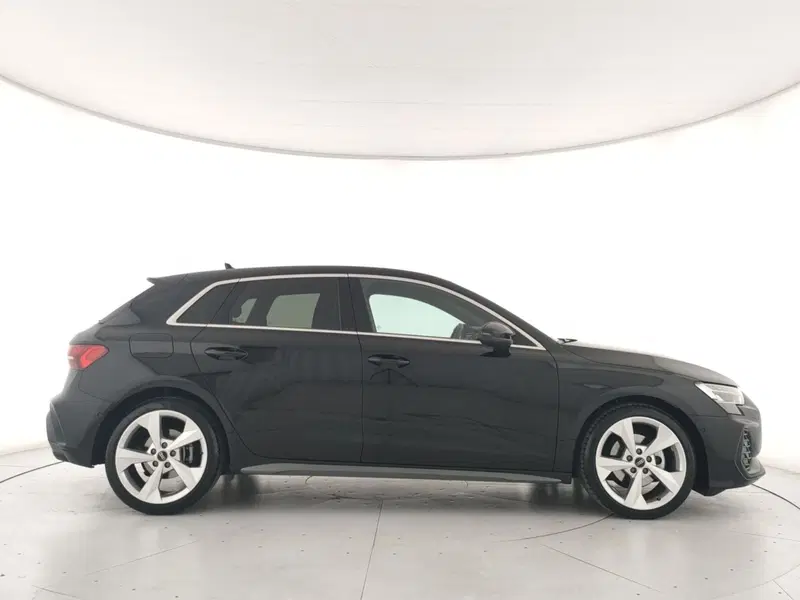 Audi A3 Sportback usata a Napoli (3)