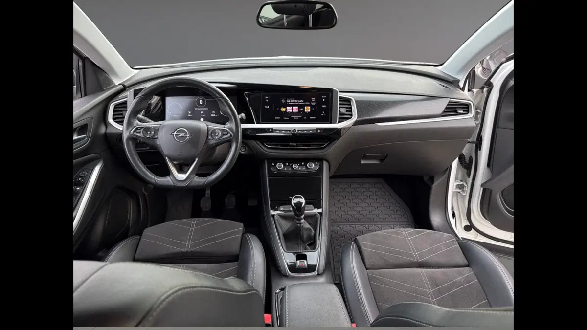 Opel Grandland usata a Palermo (8)