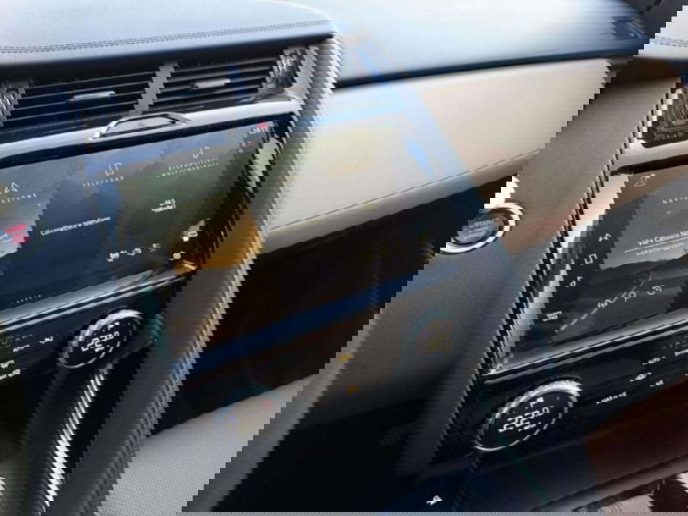 Jaguar E-Pace usata a Siena (11)