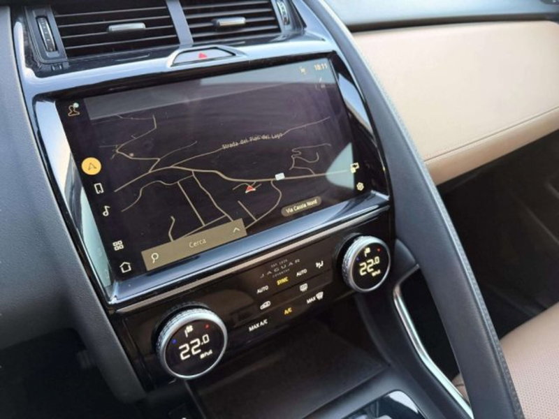 Jaguar E-Pace usata a Siena (12)