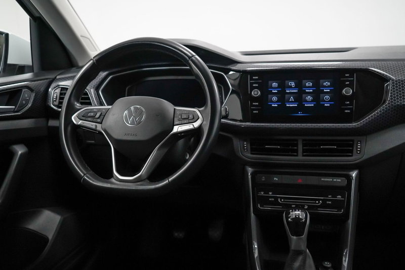 Volkswagen T-Cross usata a Varese (11)
