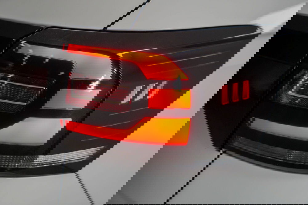 Volkswagen T-Cross usata a Varese (9)