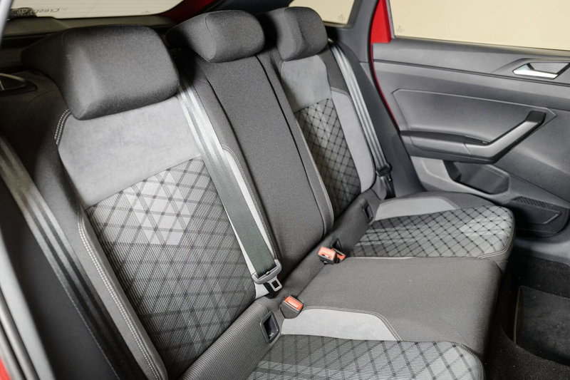 Volkswagen Taigo usata a Varese (14)