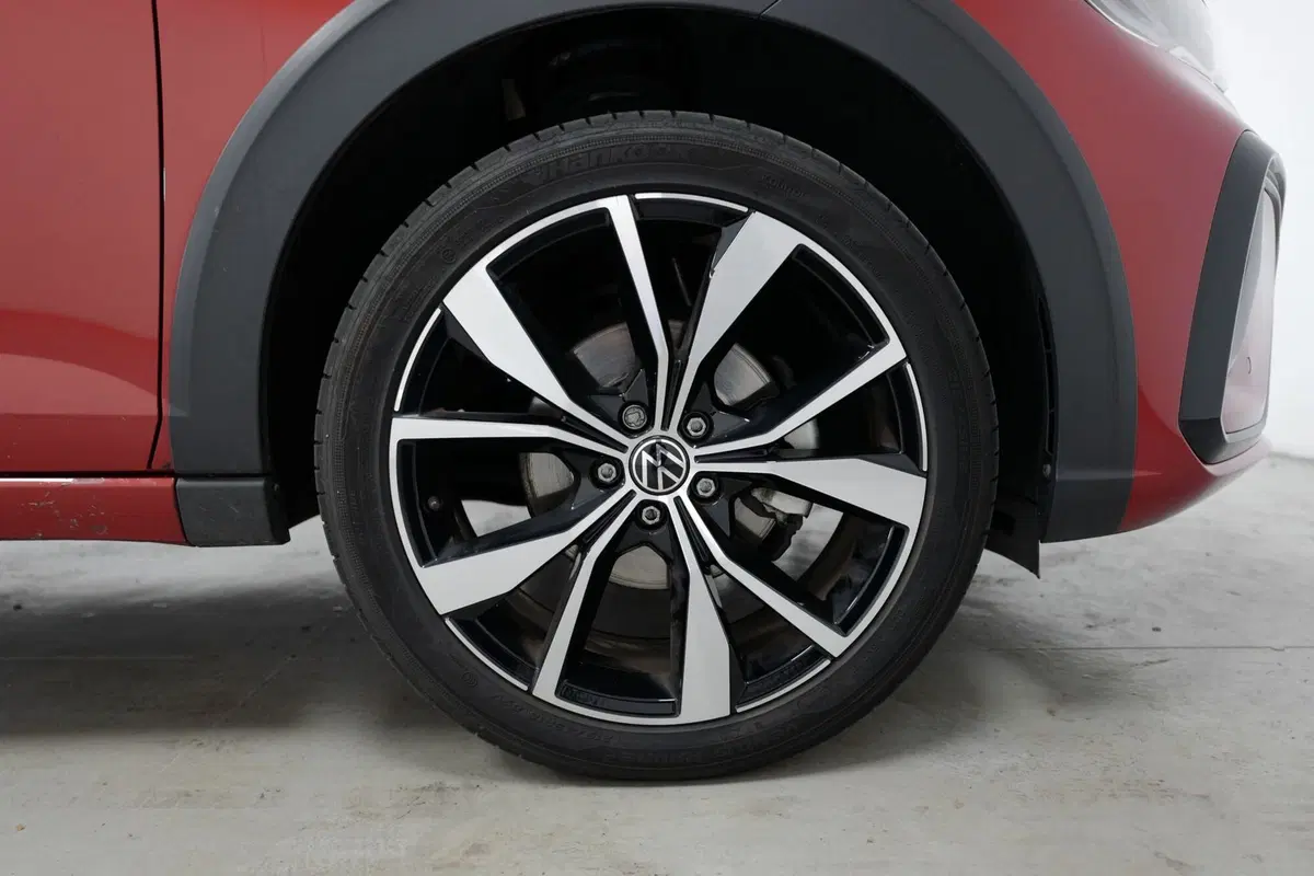 Volkswagen Taigo usata a Varese (7)
