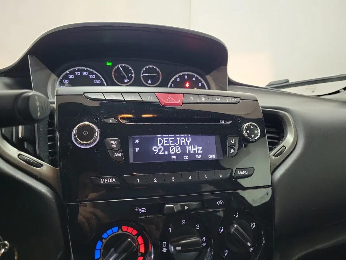 Lancia Ypsilon usata a Arezzo (10)