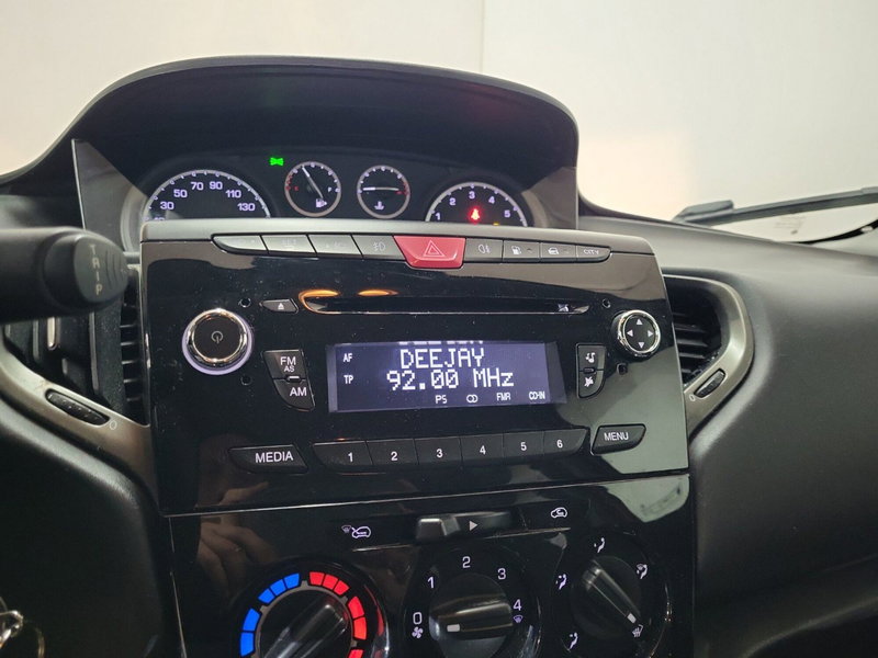 Lancia Ypsilon usata a Arezzo (10)