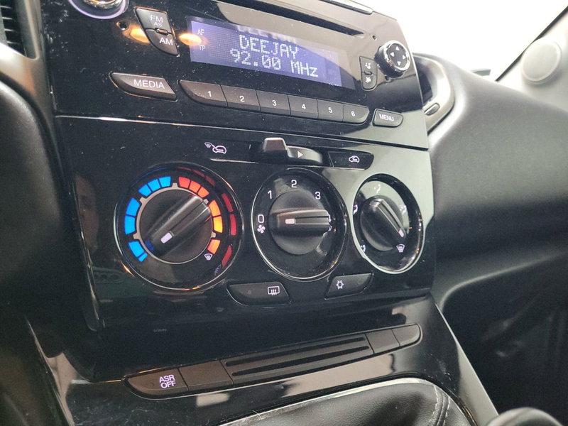 Lancia Ypsilon usata a Arezzo (11)