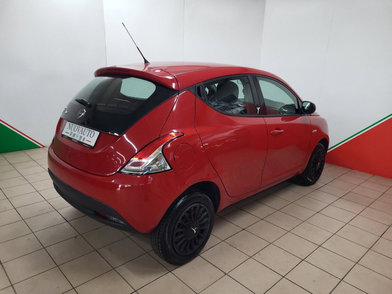 Lancia Ypsilon usata a Arezzo (3)